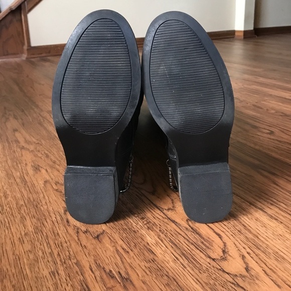 Black Boots with Silver Coil Design - Picture 11 of 15